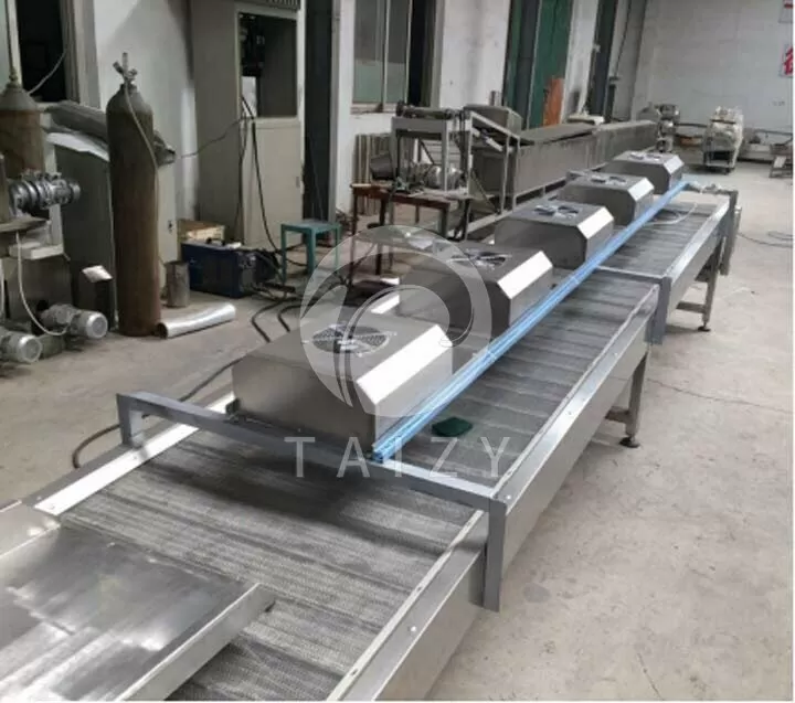 Transportador De Enfriamiento / Enfriador / Máquina De Enfriamiento 1 Cooling machine
