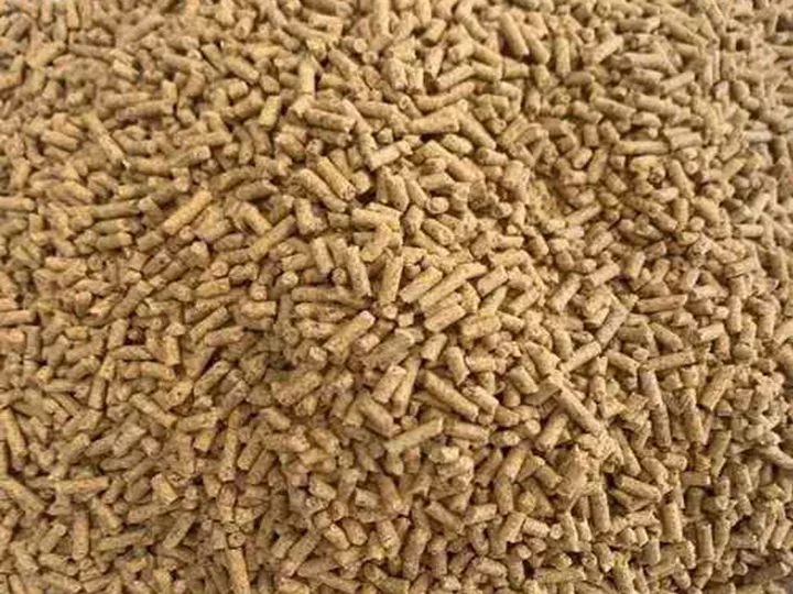 animal feed pellet production