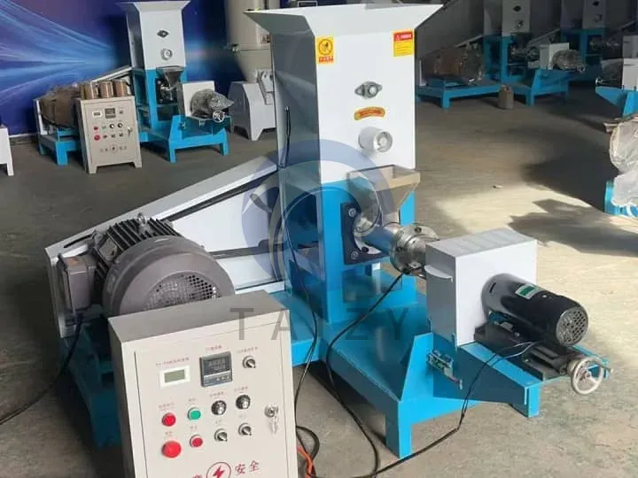 машина для производства гранул для корма для рыб