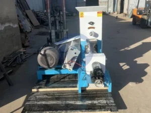 máquina de alimento para peces