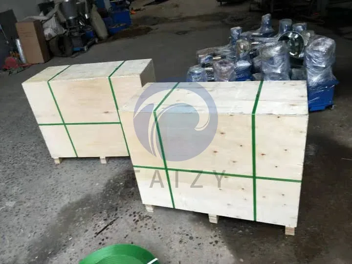 packaging of feed pellet making machine