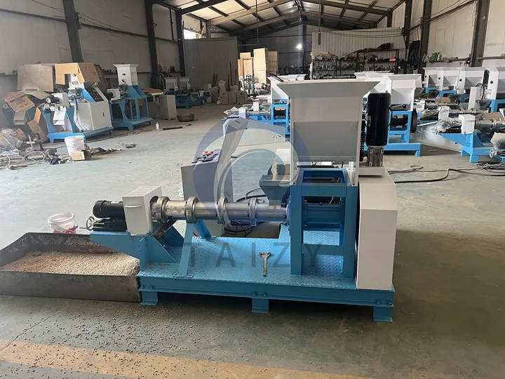 China fish feed pellet machine refers to a fish feed processing machine manufactured in China, designed to produce high-quality fish feed pellets for aquaculture farms. It is known for its reliable performance, competitive price, and ability to produce feed pellets in various sizes for different fish species.