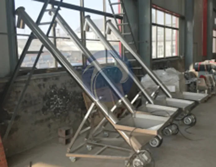A screw conveyor is a machine that uses a rotating helical screw blade to move bulk materials such as grain, powder, or feed from one place to another. It is widely used in agriculture, food processing, and industrial production for efficient material transportation.