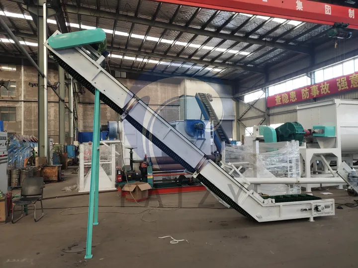 băng tải trục vít